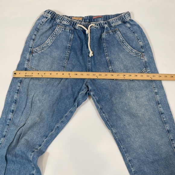 Pilcro Ultra High Rise Relaxed Pull On Jeans Size L Soft Elastic Waist EUC - Picture 16 of 16